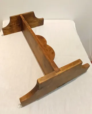 ESTANTERIA MADERA RÚSTICA ANTIGUA.