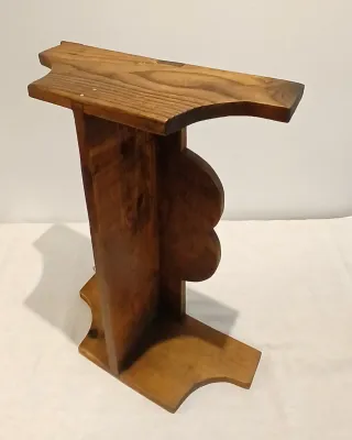 ESTANTERIA MADERA RÚSTICA ANTIGUA.