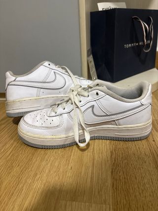 Nike Air Force 1 Blancas Son del JD originales