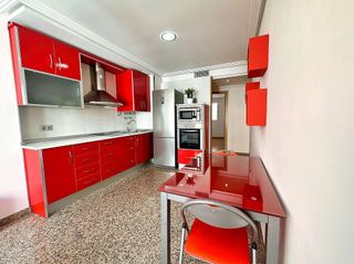 Piso en alquiler en Linares