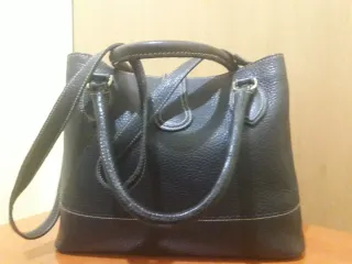 Bolso de Piel Negro