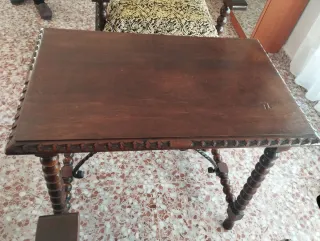 Conjunto 2 sillas y mesa madera