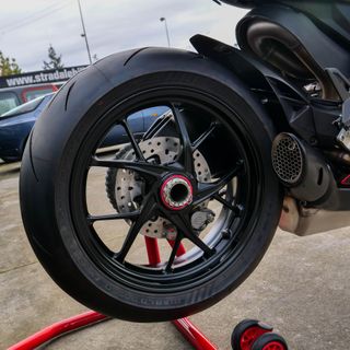 Ducati Panigale V2 Superquadro Edición Final