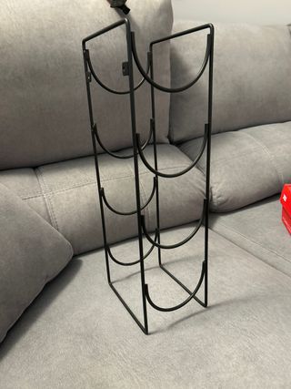 Botellero de hierro negro