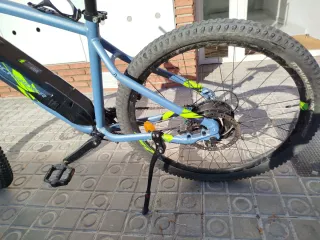 Bicicleta eléctrica Rockrider ST 100