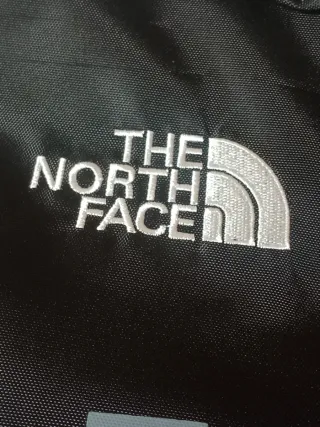 Mochila The North Face Negra 30L
