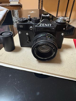 Cámara Zenit 11 Negra