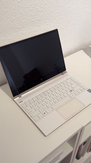 HP Spectre Portátil Blanco Ultraslim