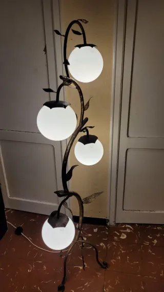 Lámpara antigua 60s metal y cristal