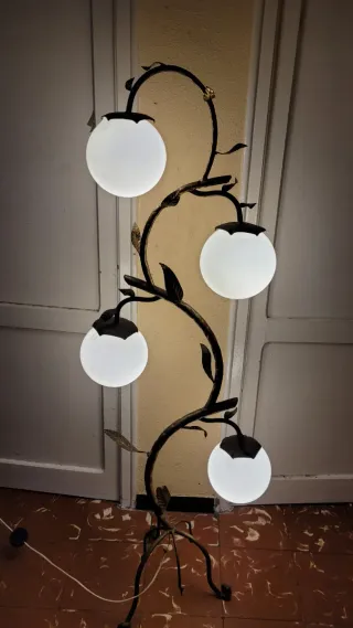 Lámpara antigua 60s metal y cristal