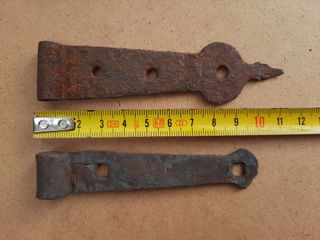 4 bisagras antiguas de hierro forjado 10 y 13,5 cm