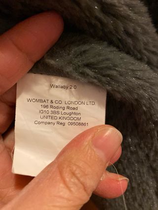 Abrigo Wombat & Co embarazo y porteo