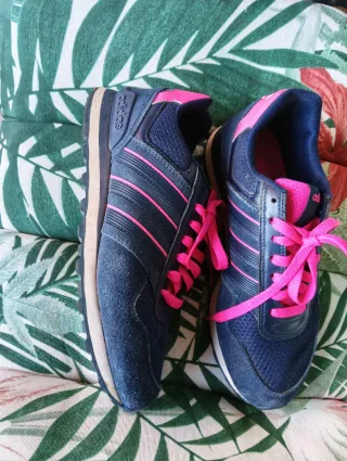 Zapatillas Adidas Azul y Rosa