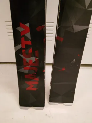 Equipo esquís de travesía completos