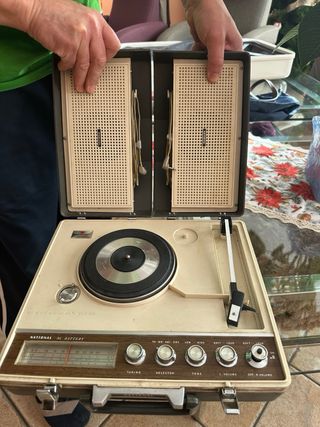 Giradischi vintage National Beige/Marrone