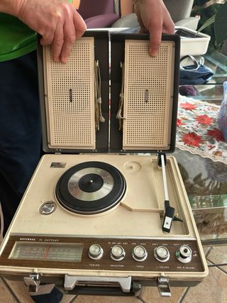 Giradischi vintage National Beige/Marrone