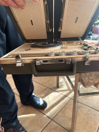 Giradischi vintage National Beige/Marrone