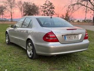 IMPECABLE MERCEDES E500 PEGATINA B