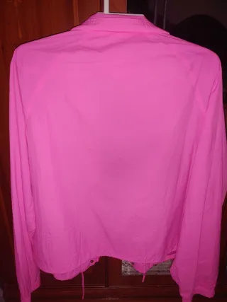 Chaqueta deportiva rosa