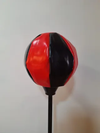 Saco de boxeo infantil con base