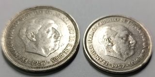 2 Monedas 25 y 50 Ptas. Franco - Falta Pluma