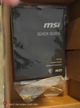 MSI Claw - Consola Portátil