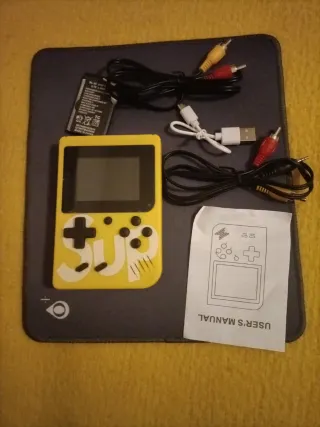 Console retrò SUP gialla
