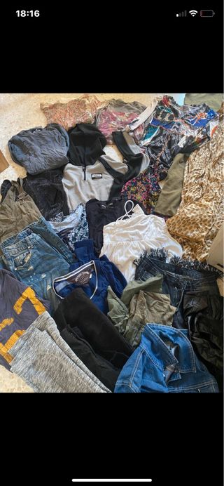 Lote de más de 20 prendas diversas marcas