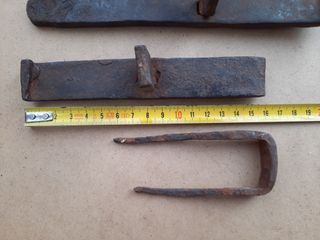 2 Cerrojos antiguos hierro forjado y pasador