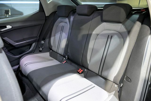 Seat Leon   2.0 TDI 110kW DSG7 Style Go