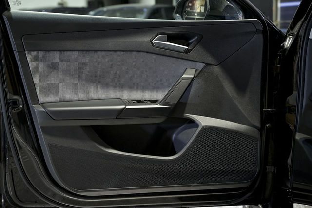 Seat Leon   2.0 TDI 110kW DSG7 Style Go