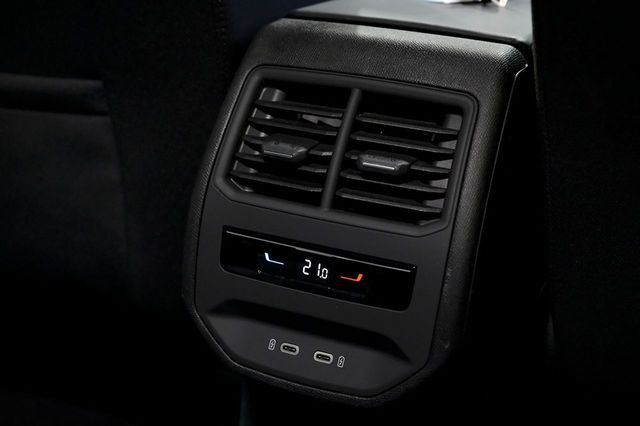 Seat Leon   2.0 TDI 110kW DSG7 Style Go