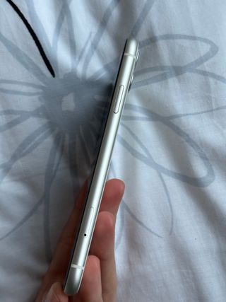 iPhone 11 64GB Blanco - Batería NUEVA