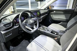 Seat Leon   2.0 TDI 110kW DSG7 Style Go