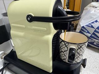 Cafetera Nespresso De'Longhi Inissia