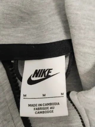 Chándal Nike tech gris
