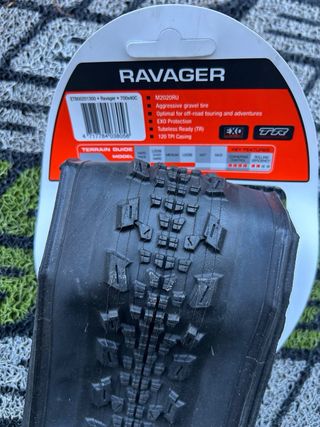 Cubierta Maxxis Ravager Gravel 700x40C EXO TR