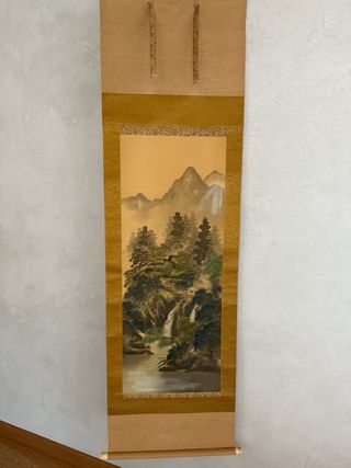 Pergamena Giapponese Dipinta Montagne Cascate