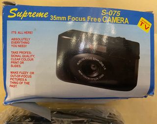 Macchina fotografica Supreme 35mm Focus Free