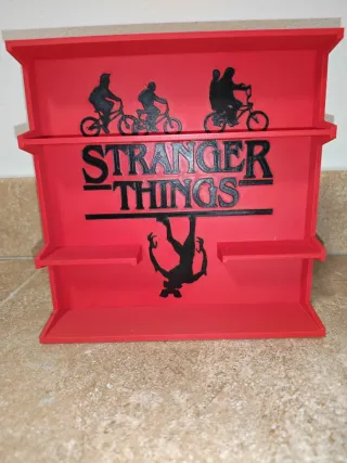 Expositor Stranger Things Rojo
