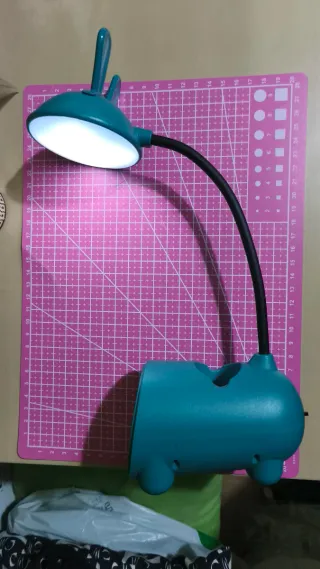 Flexo LED Conejo con Espejo