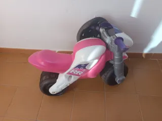 Moto correpasillos + Casco infantil