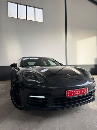 Porsche Panamera 4 Hybrid