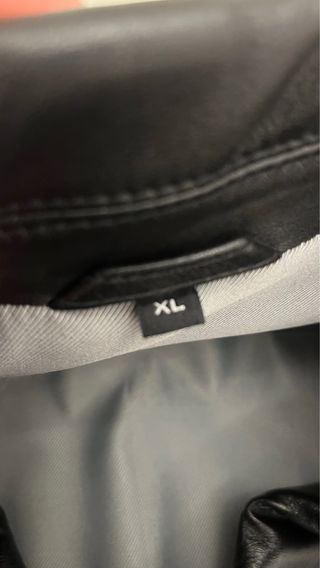 Chaqueta de piel hombre larga negra