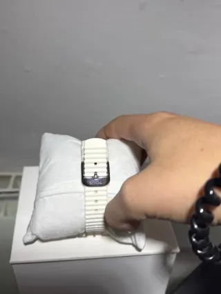 Reloj Tous Blanco y Plateado