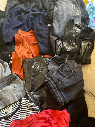 Lote Ropa Hombre Varias Marcas, más de 25 prendas