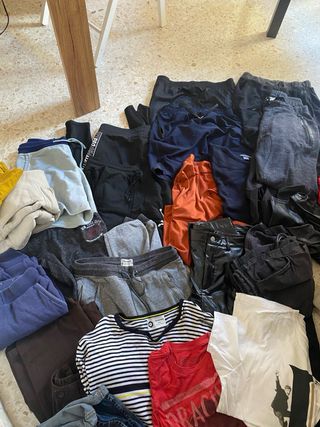 Lote Ropa Hombre Varias Marcas, más de 25 prendas