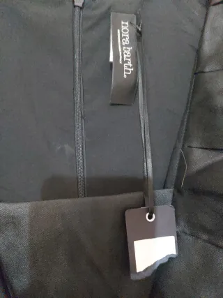 Vestitino nero con rouches di petto misura 45cm