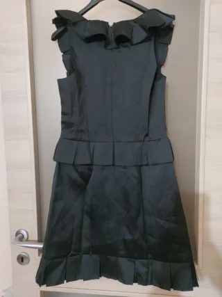 Vestitino nero con rouches di petto misura 45cm