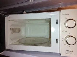 Microondas Orbegozo White Class